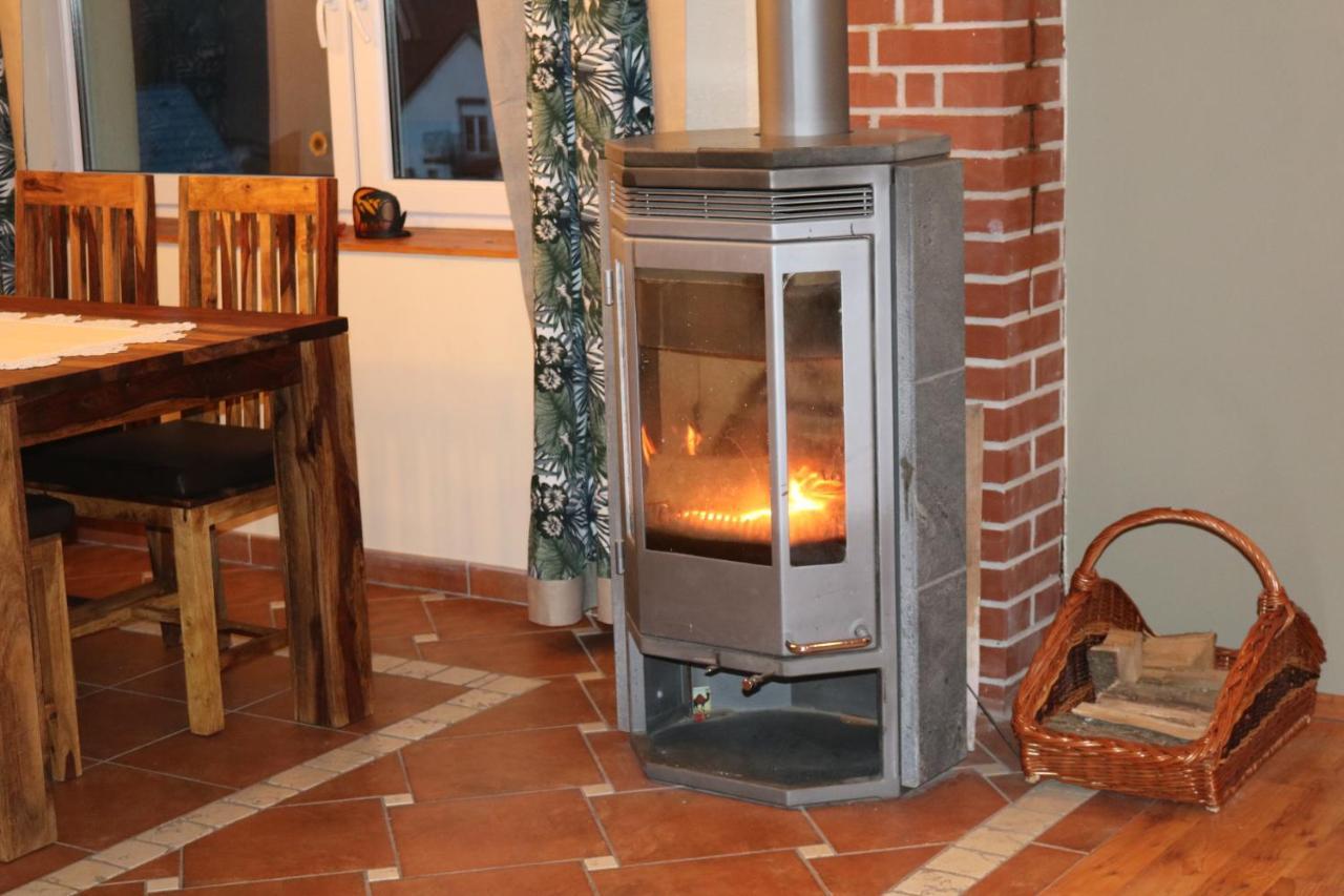 Helle, Offene Dachgeschosswohnung Mit Terrasse Oberloisdorf Exteriér fotografie