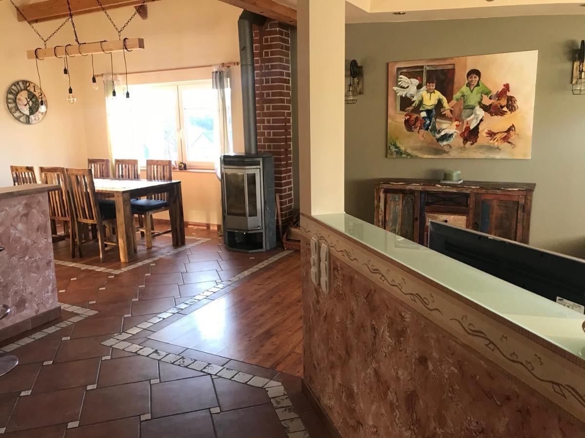 Helle, Offene Dachgeschosswohnung Mit Terrasse Oberloisdorf Exteriér fotografie